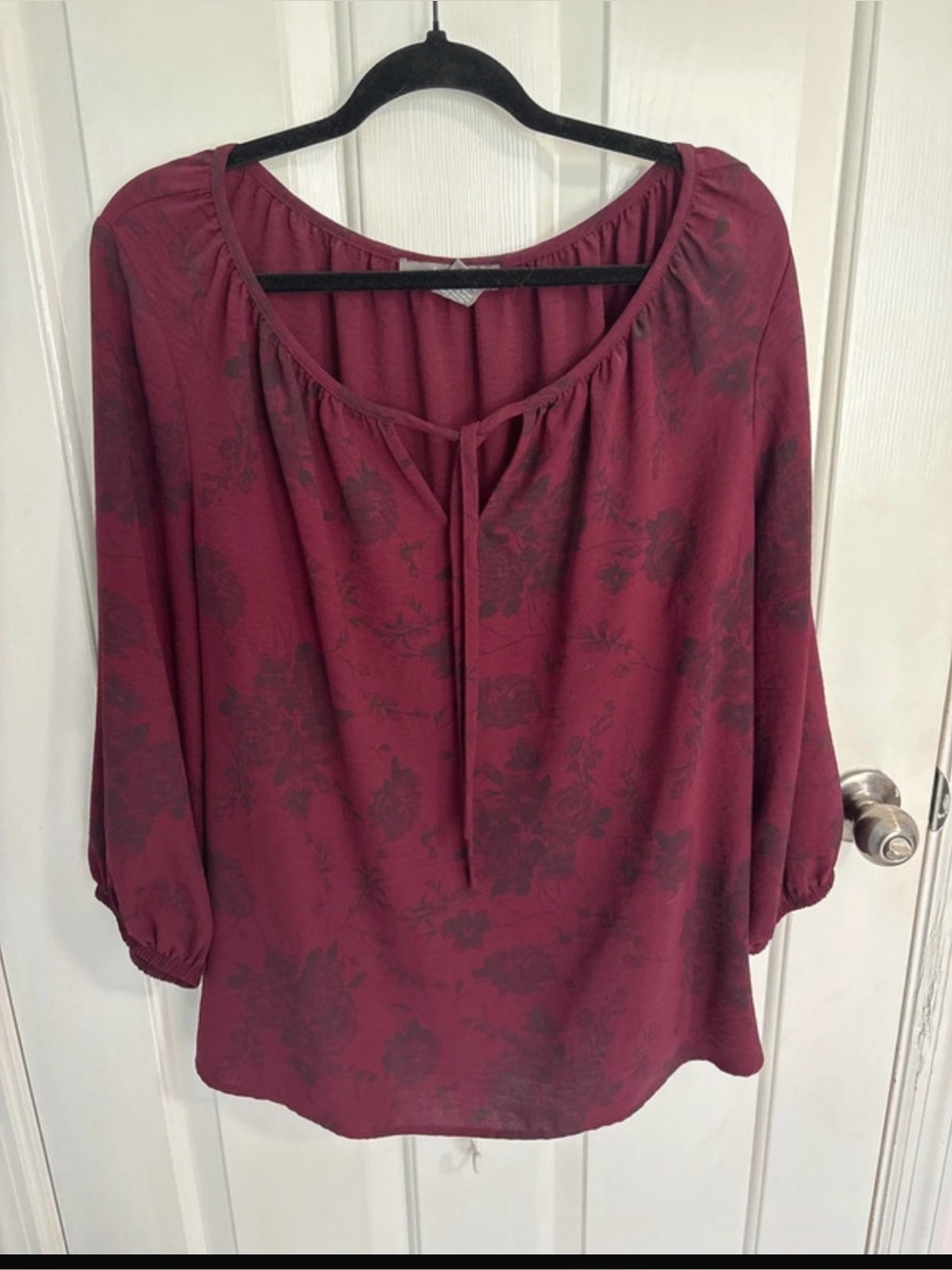 OLIVIA & MARTIN Elegant Burgundy Women's Top 1x